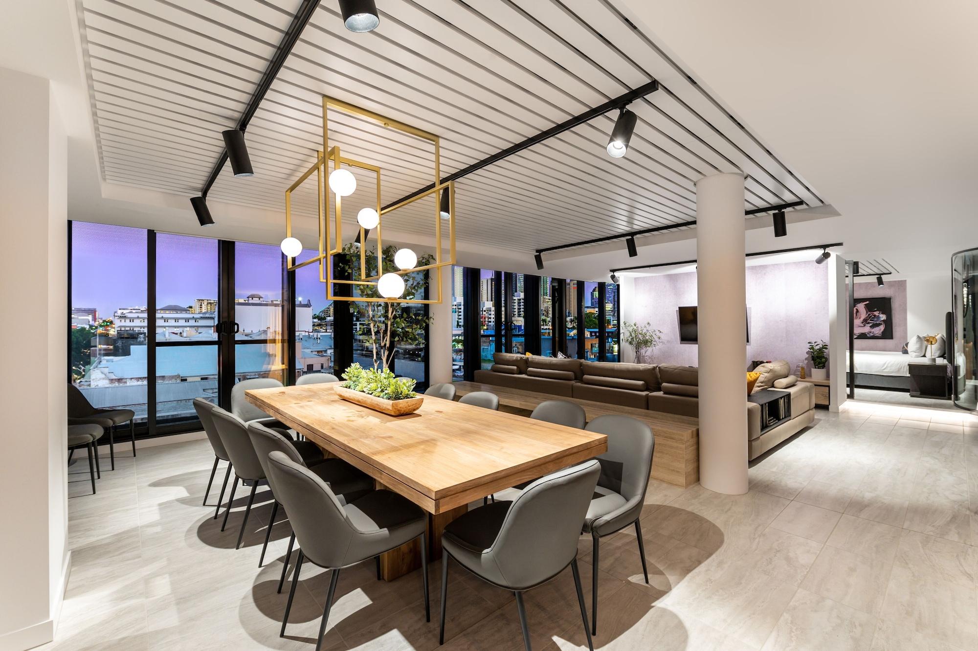 Fv By Peppers Aparthotel Brisbane Luaran gambar The interior of a typical apartment