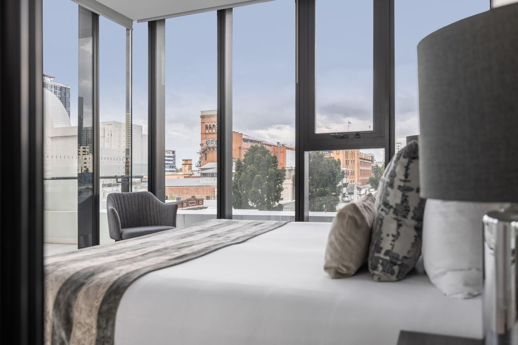Fv By Peppers Aparthotel Brisbane Luaran gambar The bedroom of a typical apartment