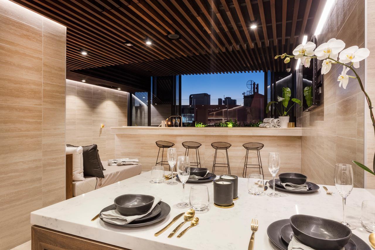 Fv By Peppers Aparthotel Brisbane Luaran gambar The kitchen at the 2014 MasterChef Australia studio