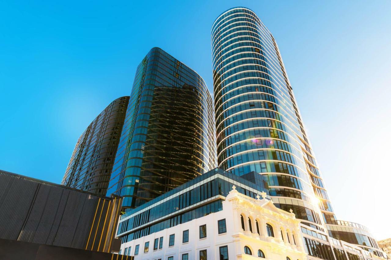 Fv By Peppers Aparthotel Brisbane Luaran gambar The complex at sunset